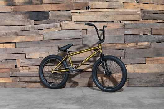  BMX - велосипед для исполнения трюков.